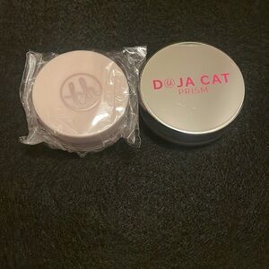 BH COSMETICS DOJA CAT PRISM LOOSE HIGHLIGHTER - Champagne and Fairy lights